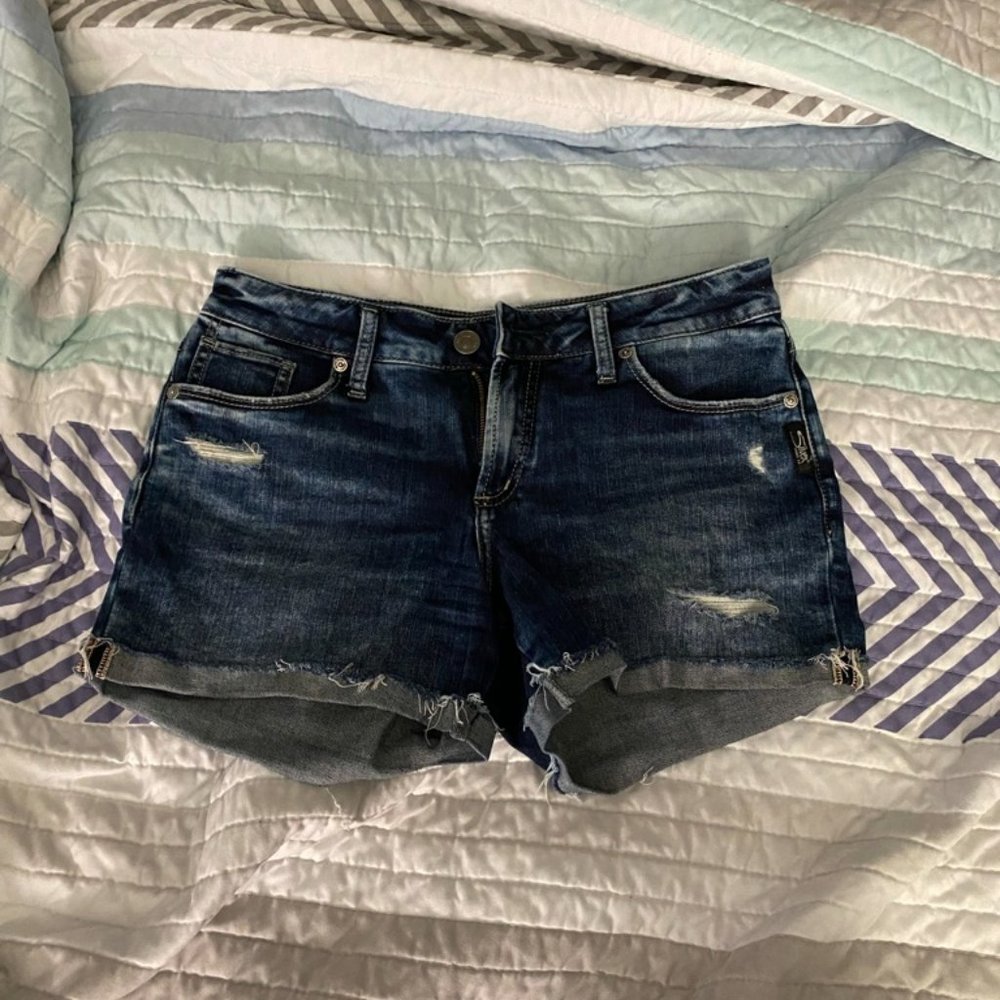 Silver Jeans Co. Suki Mid-Rise Shorts